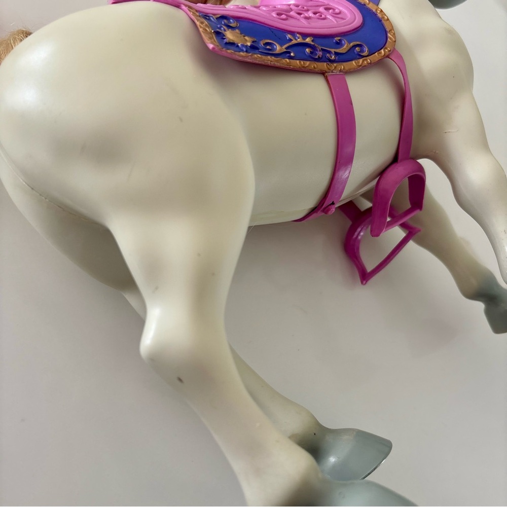 Disney Tangled Princess Rapunzel Royal Horse Maximus 12” Figure - Picture 7 of 9